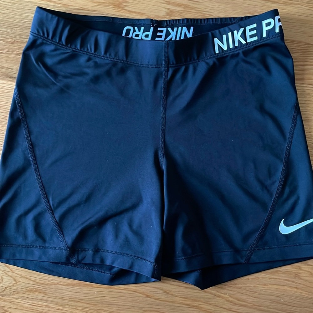 NIKE compression shorts